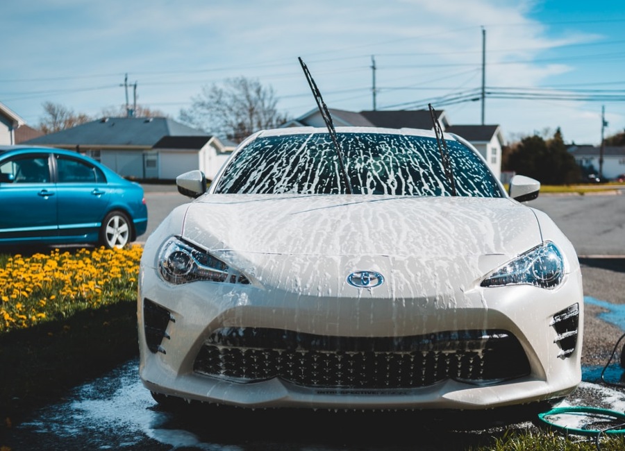 Как не испортить краску машины на автомойке