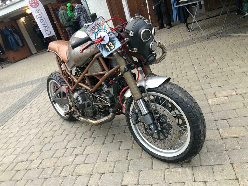 Но самое главное — это общение, ведь многие живущие на солидном отдалении друг от друга мотоциклисты встречаются всего пару раз за сезон. 