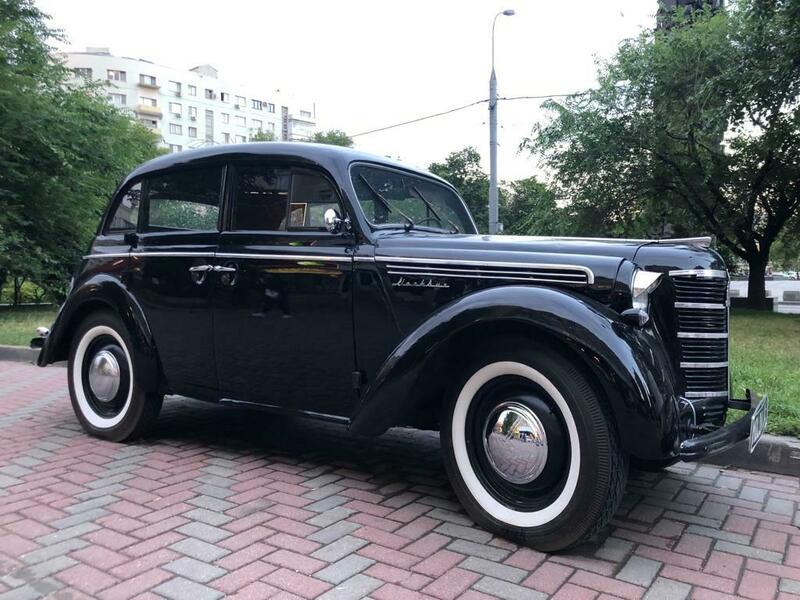 Впрочем, данный фест уже давно получил статус международного, по номерам припаркованных на основной поляне байков можно изучать географию. 