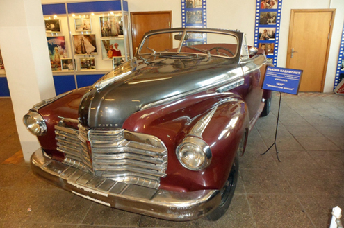 Тоже Buick, но открытый, и сделан чуть попозже.