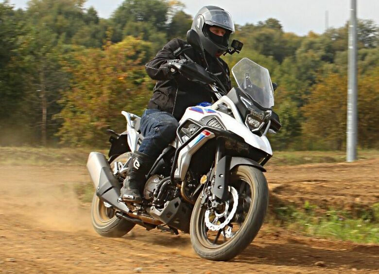 Изображение Миссия выполнена: Тестируем легкий турэндуро GR400