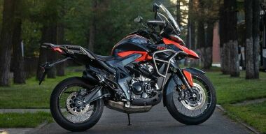 Среднеразмерный Adventure: мотоцикл для любителей свободы и приключений