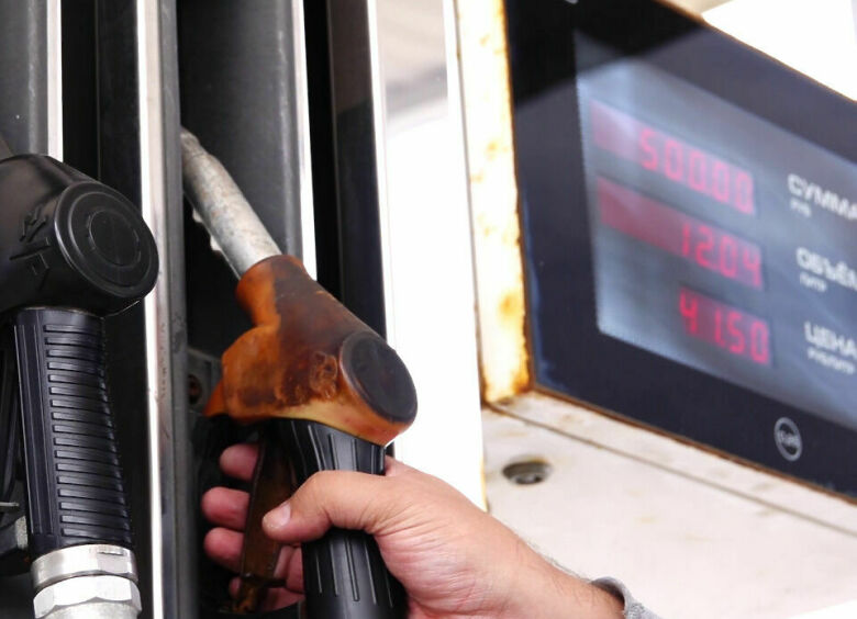 Изображение Насколько в России подорожает топливо из-за европейского нефтяного эмбарго