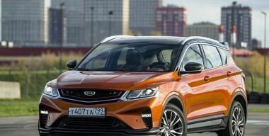 В России начались продажи Geely Coolray в новой комплектации Link