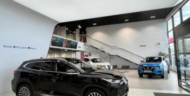 Проверено на себе: как и чем встречают покупателей российские автодилеры