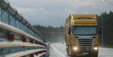 Каких дальнобойщиков освободили от весогабаритного контроля