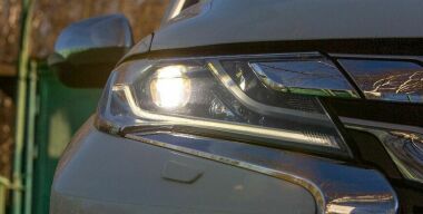 Как улучшить свет фар по заводской технологии