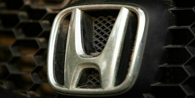 Самый простой и дешевый способ вернуть красоту автомобильному хрому