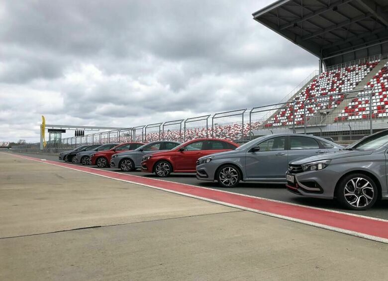 Изображение На что способна серийная LADA Vesta Sport на гоночном треке