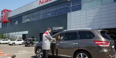 Как дешево обслужить машину у официального дилера