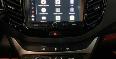 LADA назвала цены на автомобили с новой мультимедиа EnjoY Pro