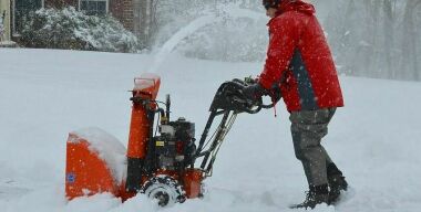 Прощай, лопата: почему снегоуборщик требует особого к себе отношения