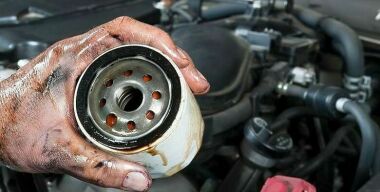 В каких случаях менять масло нужно раньше, чем советует автопроизводитель