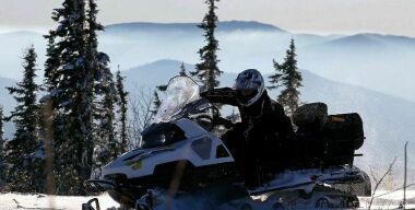 Как подготовить снегоход, чтобы среди зимы не оказаться в ремзоне