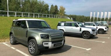 В России стартовали продажи новейшего Land Rover Defender