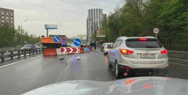 Полицейские проверки цифровых пропусков у водителей вновь спровоцировали жуткие коронавирусноопасные пробки