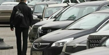 Подержанные автомобили в России одновременно подешевели и подорожали