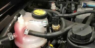 Как избежать перегрева двигателя машины, если вытекает антифриз