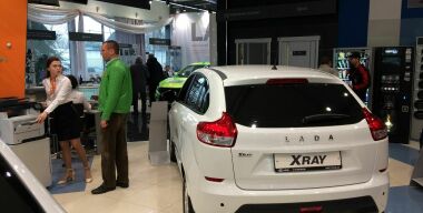 Какие специалисты позарез нужны сегодня российским автодилерам