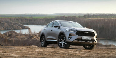 Китайские танки грязи не боятся: первый тест-драйв купе-кроссовера Haval F7x