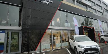 Семиместный Mitsubishi Outlander для России: дата появления, комплектации и цена