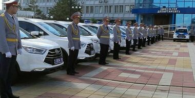 За что казахских полицейских пересадили на китайские автомобили
