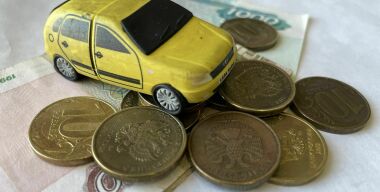 Глава Nissan откупился от тюрьмы за миллиард