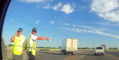 Обыски по беспределу: произвол инспекторов ГИБДД из Кущевки узаконят по всей стране