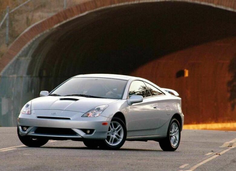 Изображение Toyota Celica: подсчитаны все купе и кабриолеты в России