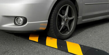 Фото: www.karmacar.ir