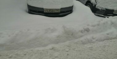 Почему опасно менять зимнюю резину раньше майских праздников