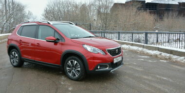 Тест-драйв Peugeot 2008: восемь минут девятого