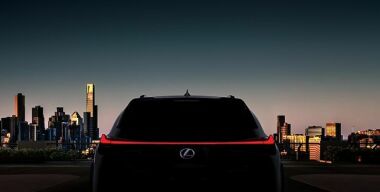 Lexus покажет на Женевском автосалоне сразу три новых кроссовера