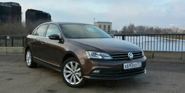 Длительный тест-драйв Volkswagen Jetta: «макси-Polo» или «мини-Passat»?