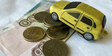 В 2017 году россияне потратили на покупку новых машин 1,1 трлн. рублей