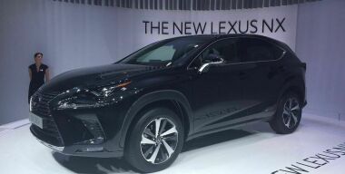 Во Франкфурте презентовали обновленный кроссовер Lexus NX 300h