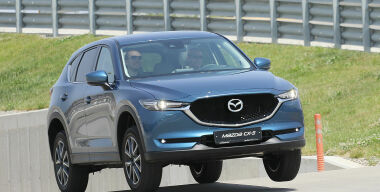 Названа цена нового поколения Mazda CX-5
