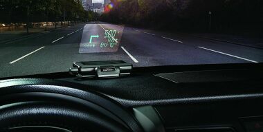 Как установить проекционный дисплей даже в сильно подержанный автомобиль