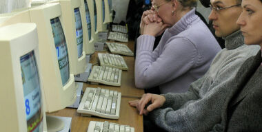 Больше половины россиян не может сдать на «права» с первого раза