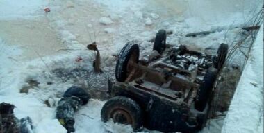 В стране по вине дорожников машины стали массово падать с мостов