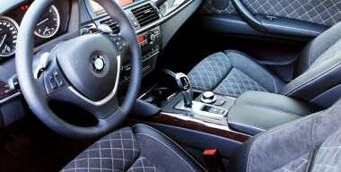 Какие сиденья лучше: «кожа» или «тряпка»?