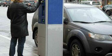 До конца 2016 года еще на 222 улицах Москвы введут платную парковку