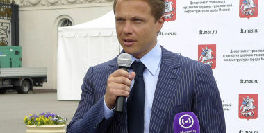 Ликсутов пообещал сделать платную парковку по всей Москве