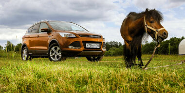 Ford Kuga: шумим, братцы, шумим