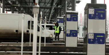 Власти собираются строить по 1000 км платных дорог в год