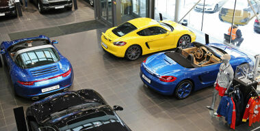 Российский авторынок пробил днище