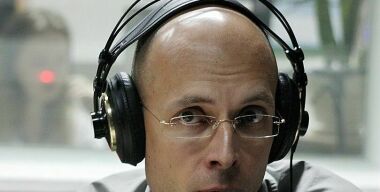 Сергей Асланян возвращается в большой эфир с программой «Гараж»