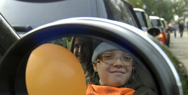 Крупных детей разрешат возить без кресел