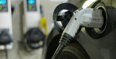 Дептрансу на электрозаправки бюджетных денег не жаль