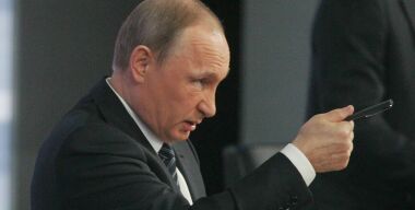 Путин приказал повысить штрафы и наказания за нарушения ПДД